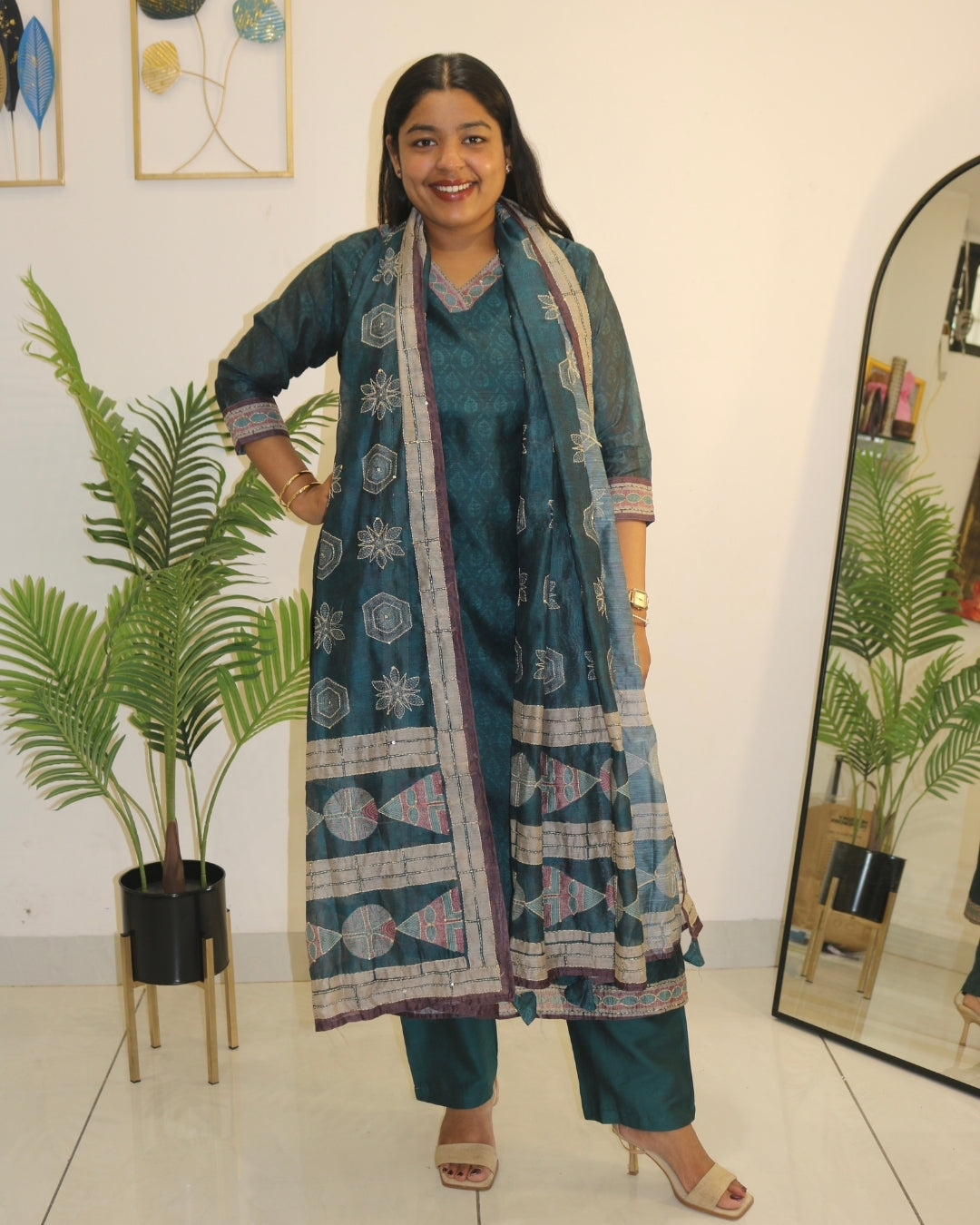 Teal Heritage Thread Work Kurta Set