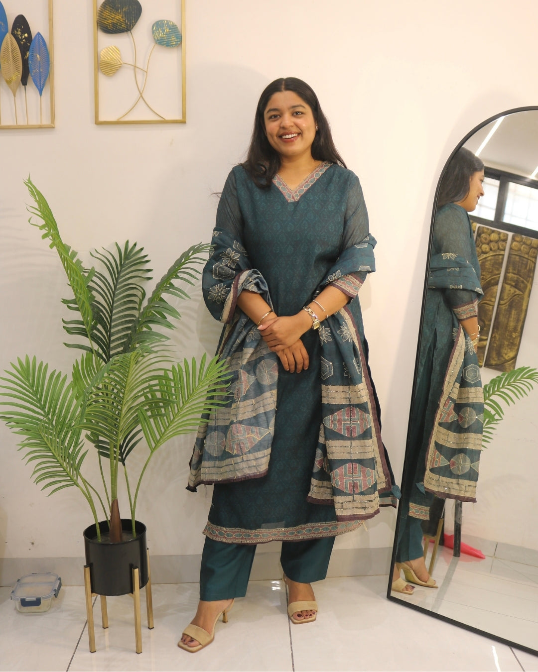 Teal Heritage Thread Work Kurta Set