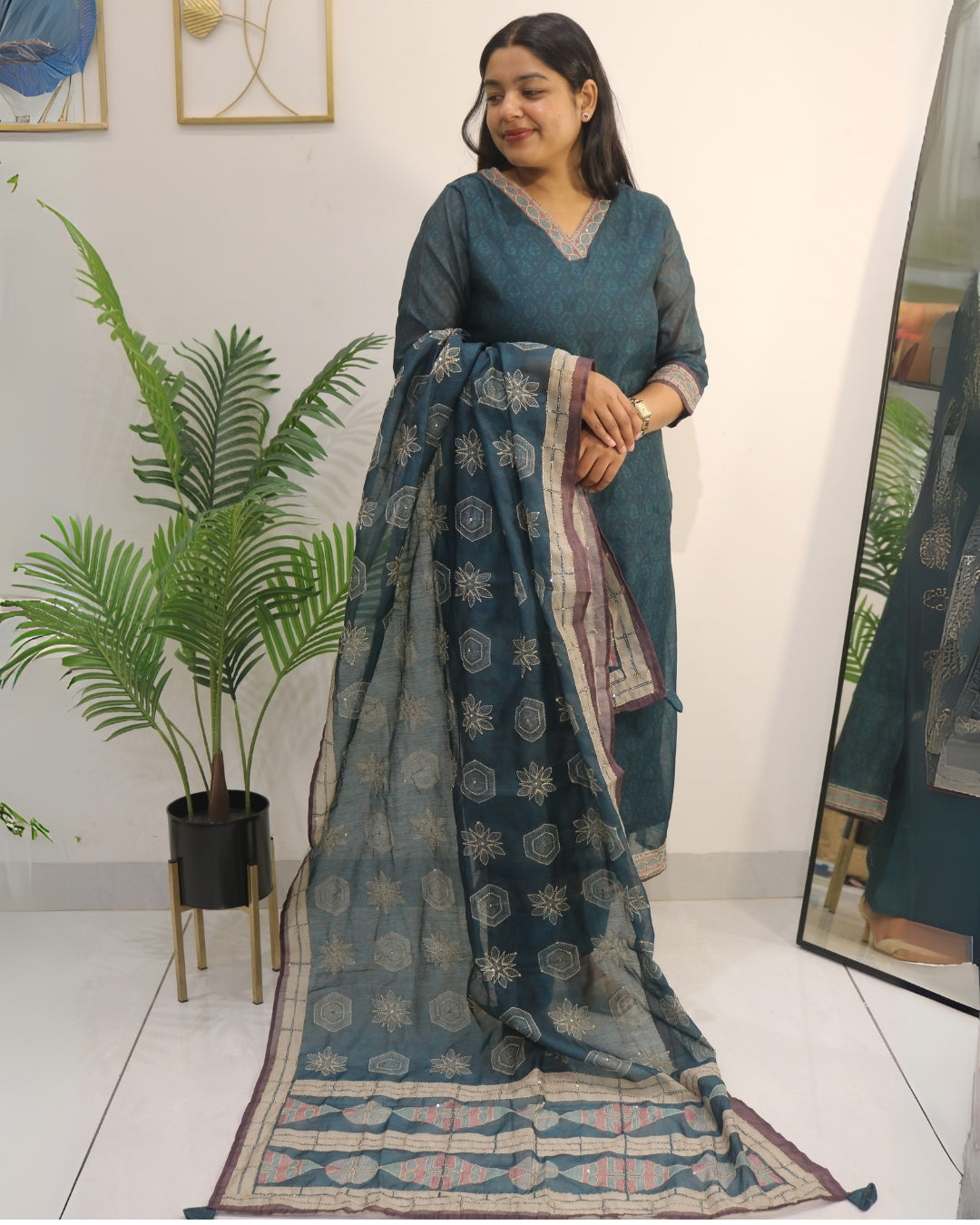 Teal Heritage Thread Work Kurta Set