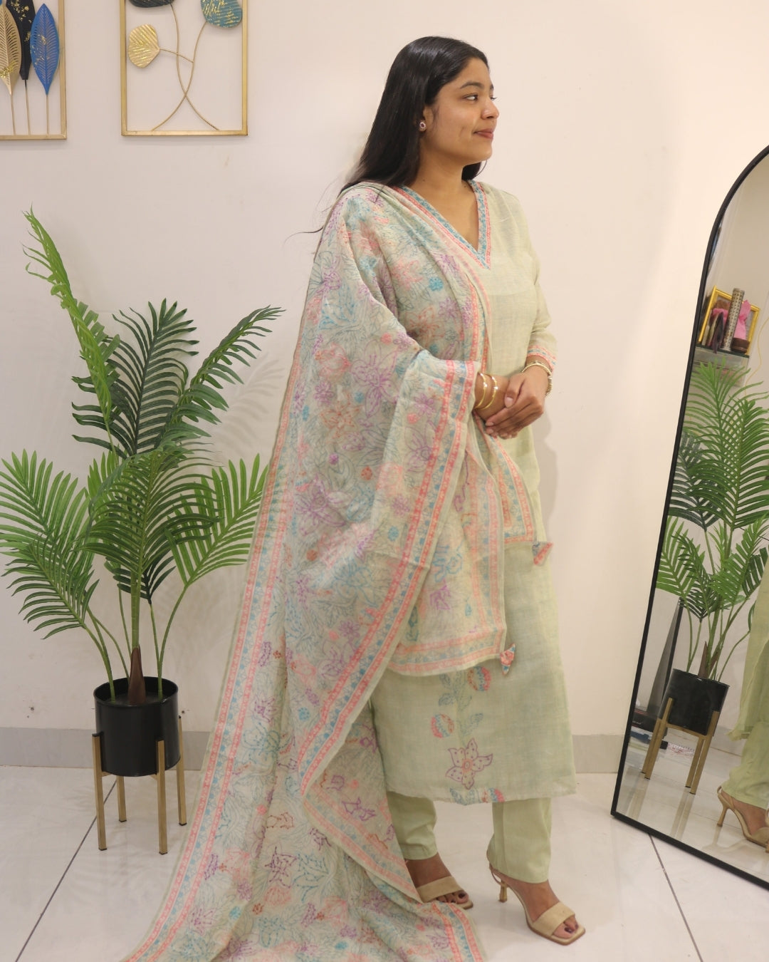 Mint Muse Linen Thread Work Kurta Set