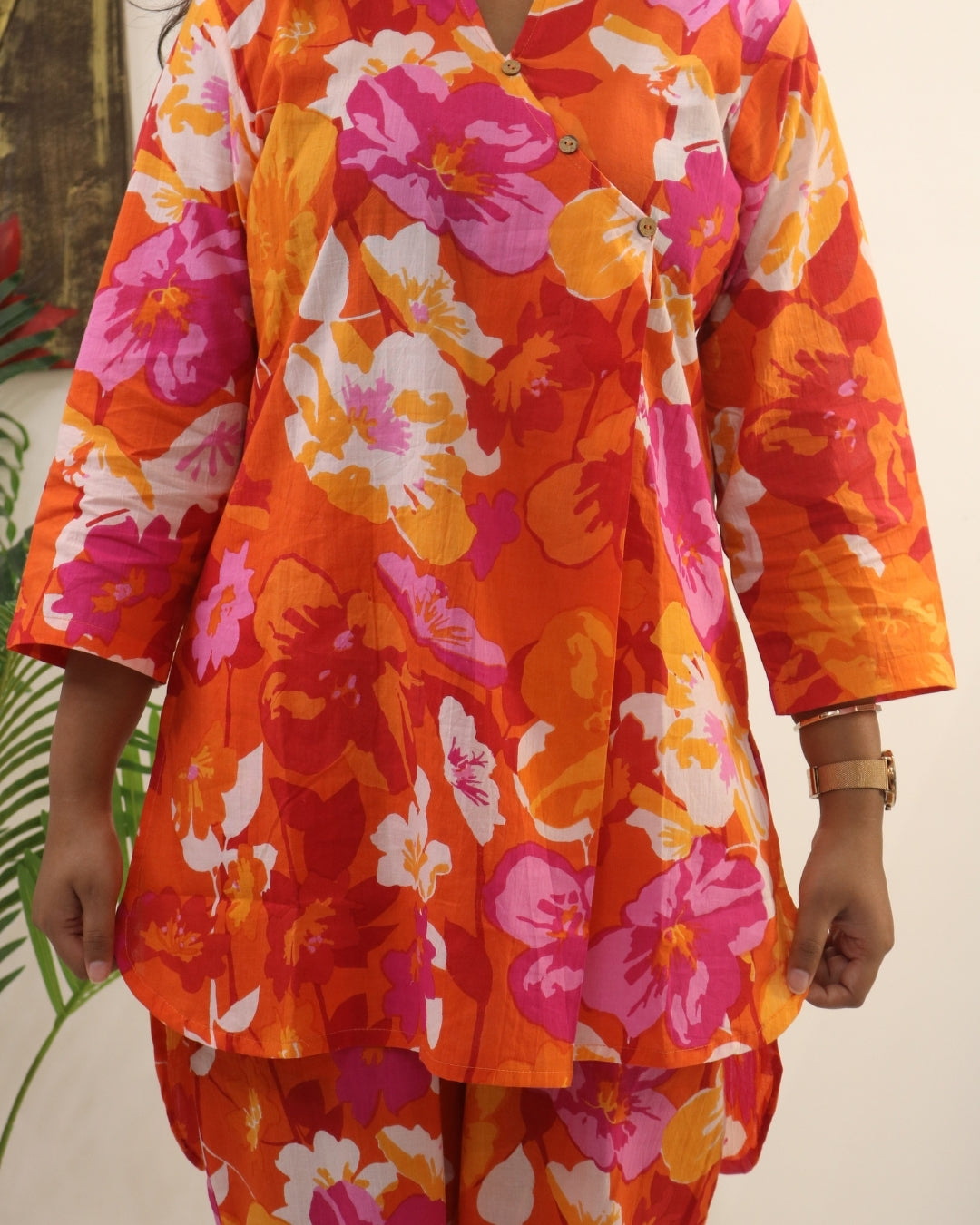 Bandhej Keshar Kurta Set With Dupatta