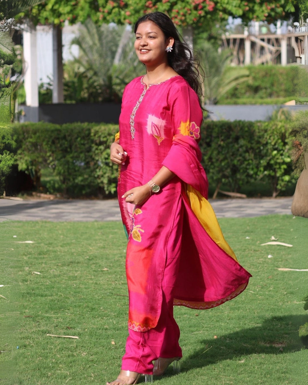 Bandhej Gulabi Kurta Set with Dupatta